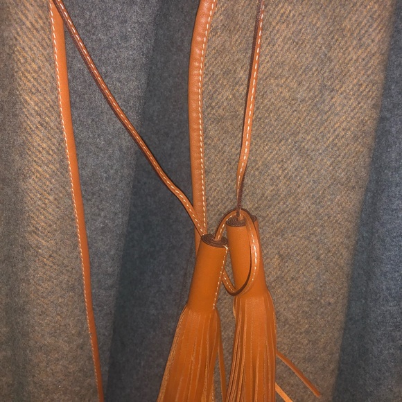 New AUTHENTIC HERMES limited edition Poncho - Picture 4 of 4